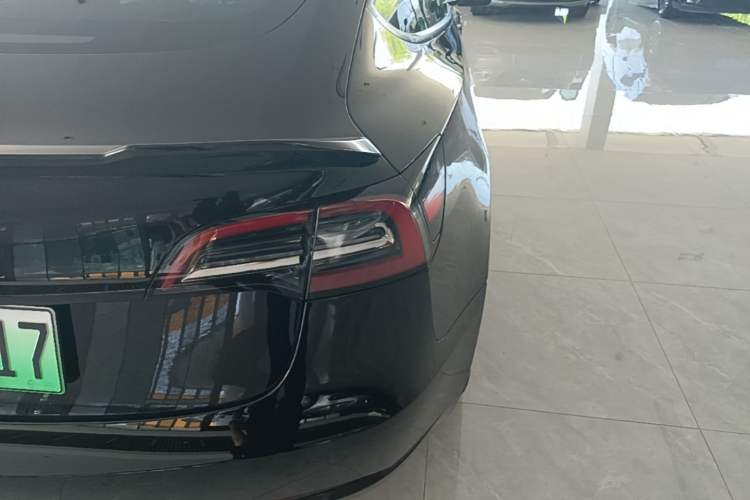 Used Tesla Model 3 2021 Standard Range Rear-Wheel Drive Upgraded Version 3D6 Right Rear Taillight