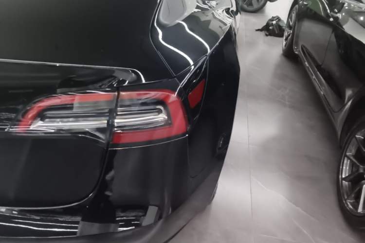 Used Tesla Model 3 2021 Standard Range Rear-Drive Upgraded Version Right Rear Taillight