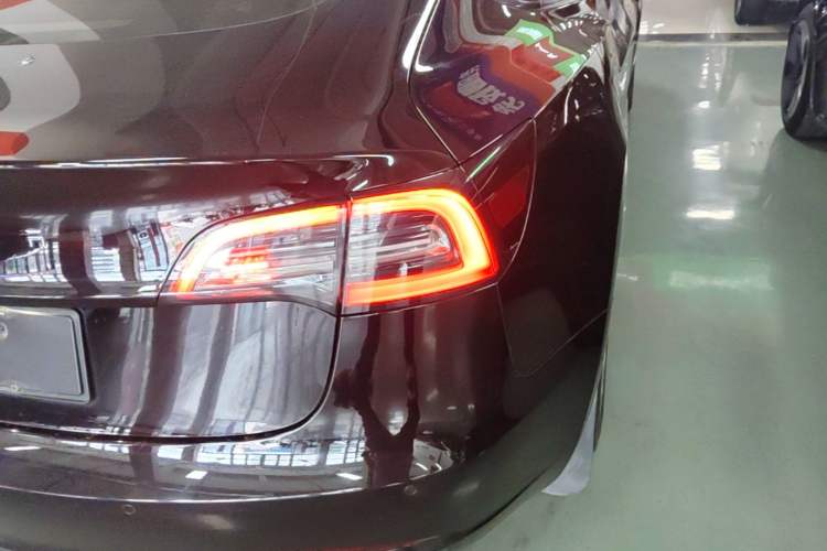 Used Tesla Model 3 2021 Standard Range Rear-Drive Upgraded Version Right Rear Taillight