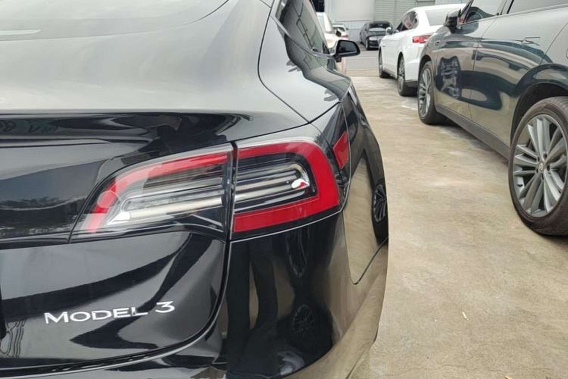 Used Tesla Model 3 2021 Revised Version Standard Range Rear-Wheel Drive Upgraded Edition 3D1 Right Rear Taillight