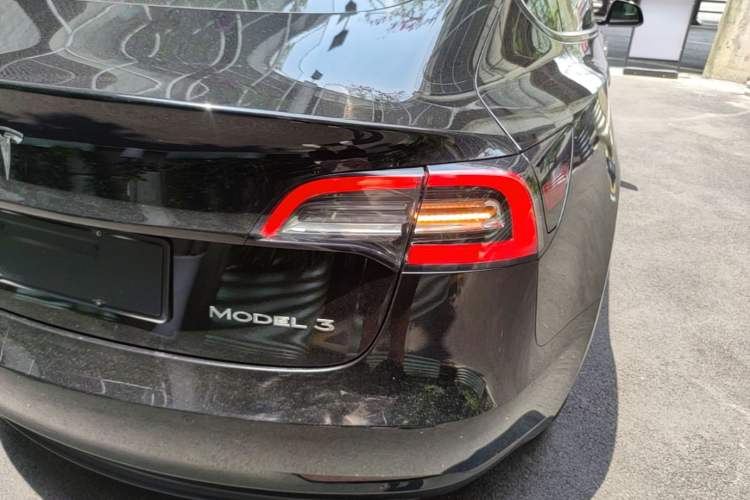 Used Tesla Model 3 2021 Standard Range Rear-Drive Upgraded Version Right Rear Taillight