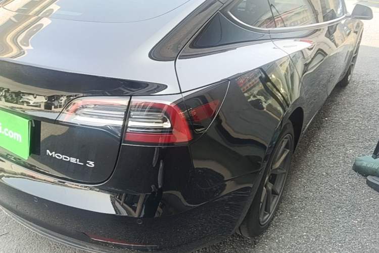 Used Tesla Model 3 2021 Standard Range Rear-Drive Upgraded Version Right Rear Taillight