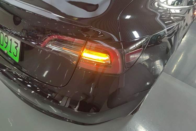 Used Tesla Model 3 2021 Standard Range Rear-Drive Upgraded Version Right Rear Taillight