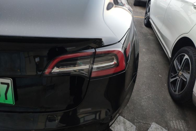 Used Tesla Model 3 2021 Standard Range Rear-Drive Upgraded Version Right Rear Taillight