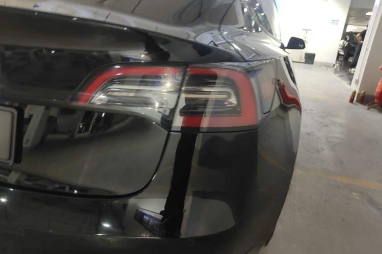 Used Tesla Model 3 2021 Standard Range Rear-Wheel Drive Upgraded Version 3D6 Right Rear Taillight