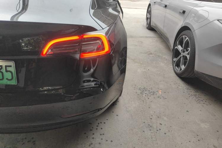 Used Tesla Model 3 2021 Standard Range Rear-Drive Upgraded Version Right Rear Taillight