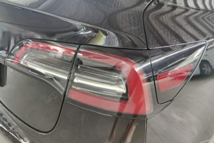 Used Tesla Model 3 2021 Standard Range Rear-Drive Upgraded Version Right Rear Taillight
