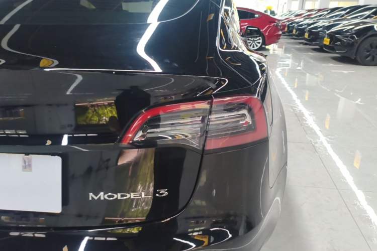 Used Tesla Model 3 2021 Standard Range Rear-Drive Upgraded Version Right Rear Taillight