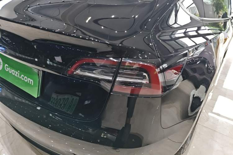 Used Tesla Model 3 2021 Standard Range Rear-Drive Upgraded Version Right Rear Taillight