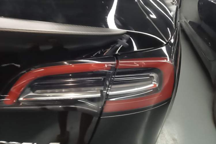Used Tesla Model 3 2021 Revised Performance Version with All-Wheel Drive 3D1 Right Rear Taillight