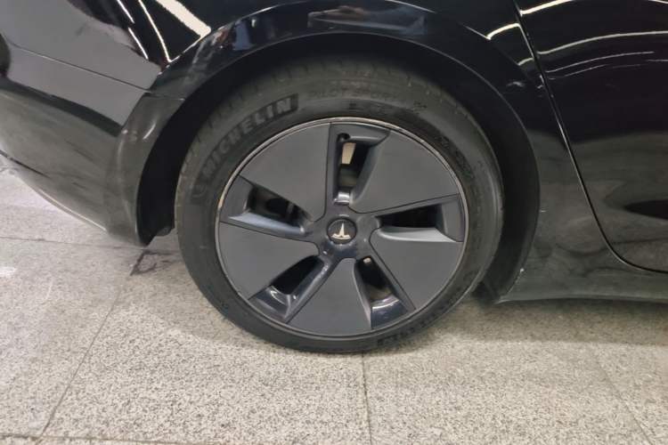 Used Tesla Model 3 2021 Standard Range Rear-Drive Upgraded Version Right Rear Wheel Hub