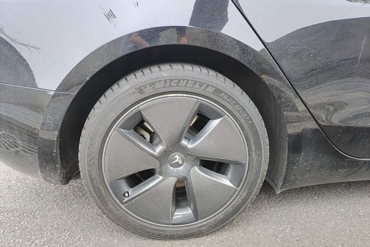 Used Tesla Model 3 2021 Revised Version Standard Range Rear-Wheel Drive Upgraded Edition 3D1 Right Rear Wheel Hub
