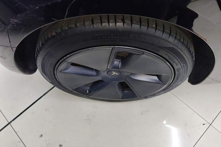 Used Tesla Model 3 2021 Standard Range Rear-Drive Upgraded Version Right Rear Wheel Hub