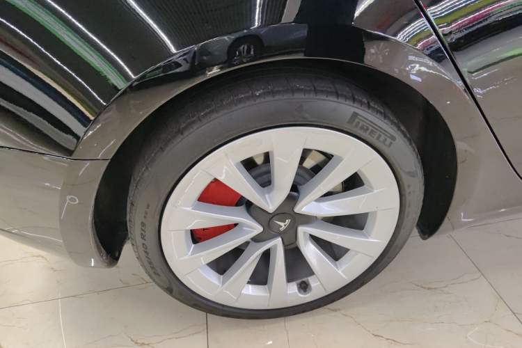 Used Tesla Model 3 2021 Standard Range Rear-Drive Upgraded Version Right Rear Wheel Hub