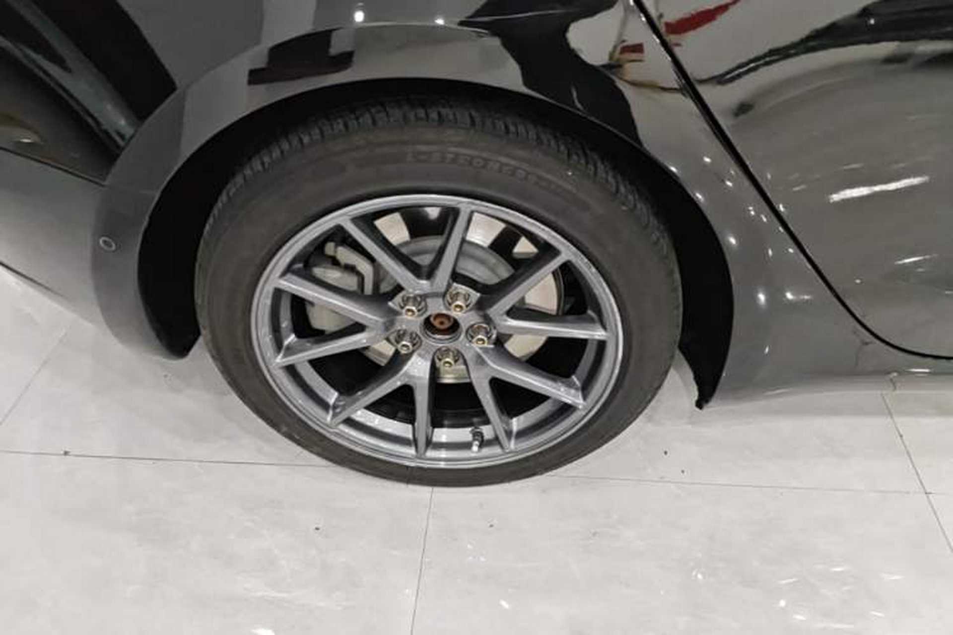 Used Tesla Model 3 2021 Standard Range Rear-Drive Upgraded Version Right Rear Wheel Hub