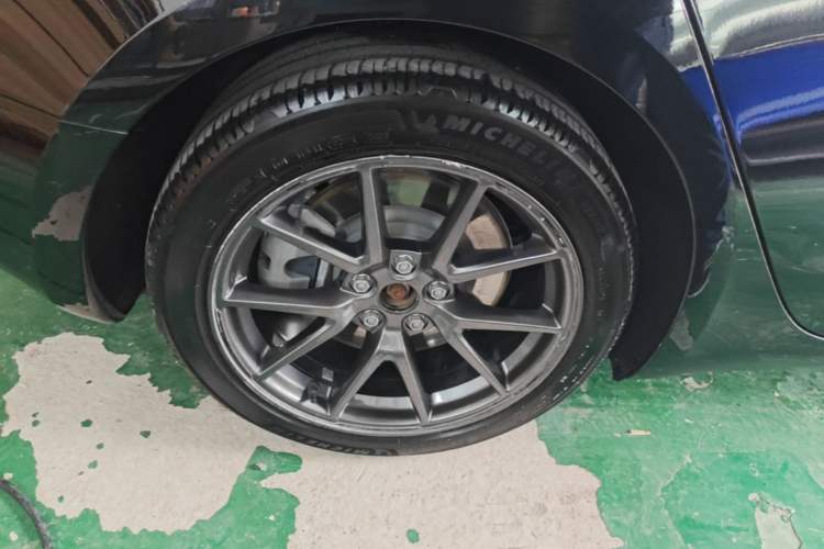 Used Tesla Model 3 2021 Standard Range Rear-Wheel Drive Upgraded Version 3D6 Right Rear Wheel Hub