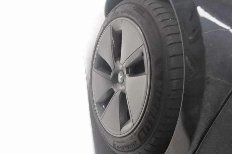 Used Tesla Model 3 2021 Revised Version Standard Range Rear-Wheel Drive Upgraded Edition 3D1 Right Rear Wheel Hub