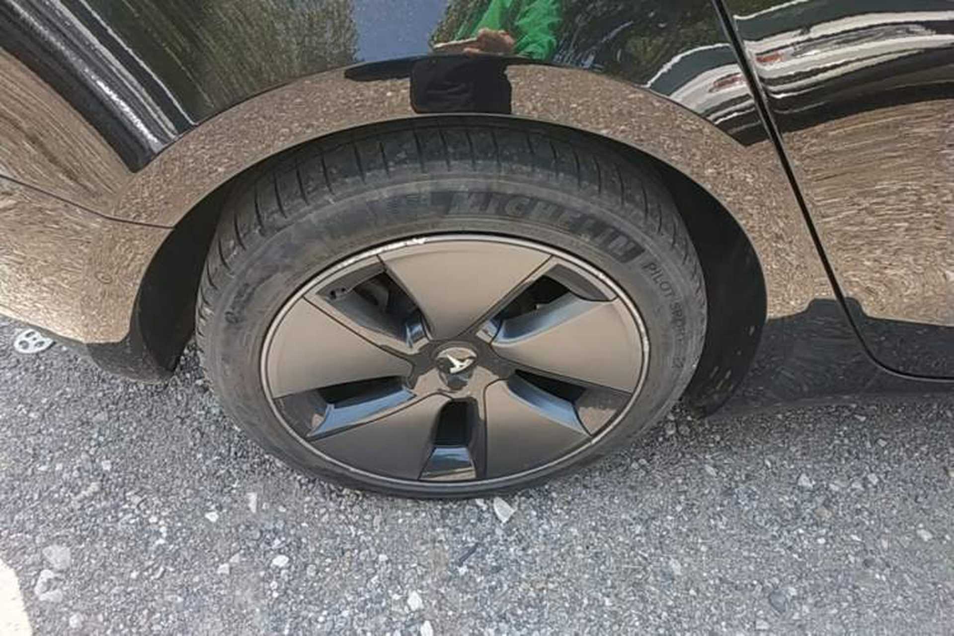 Used Tesla Model 3 2021 Standard Range Rear-Wheel Drive Upgraded Version 3D6 Right Rear Wheel Hub