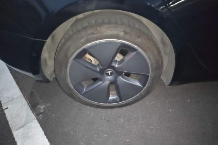 Used Tesla Model 3 2021 Standard Range Rear-Drive Upgraded Version Right Rear Wheel Hub