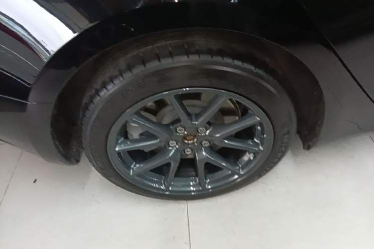 Used Tesla Model 3 2021 Standard Range Rear-Drive Upgraded Version Right Rear Wheel Hub