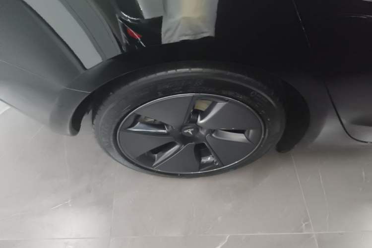 Used Tesla Model 3 2021 Standard Range Rear-Drive Upgraded Version Right Rear Wheel Hub