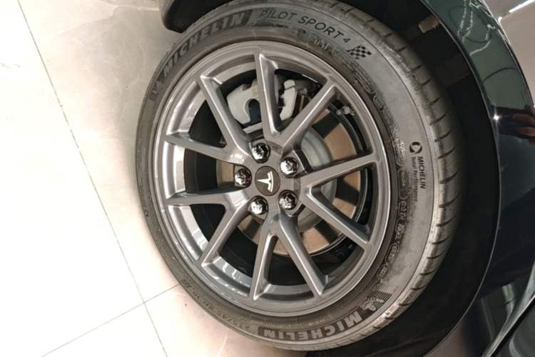 Used Tesla Model 3 2021 Revised Version Standard Range Rear-Wheel Drive Upgraded Edition 3D1 Right Rear Wheel Hub