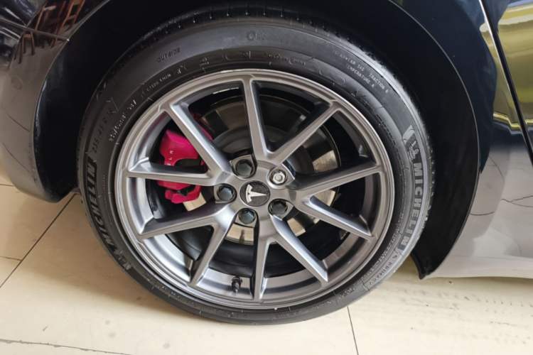 Used Tesla Model 3 2021 Standard Range Rear-Wheel Drive Upgraded Version 3D6 Right Rear Wheel Hub