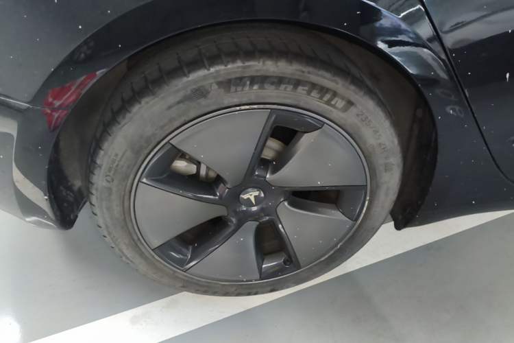 Used Tesla Model 3 2021 Standard Range Rear-Drive Upgraded Version Right Rear Wheel Hub
