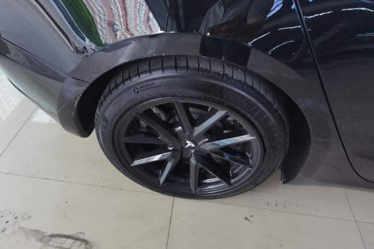Used Tesla Model 3 2021 Standard Range Rear-Drive Upgraded Version Right Rear Wheel Hub