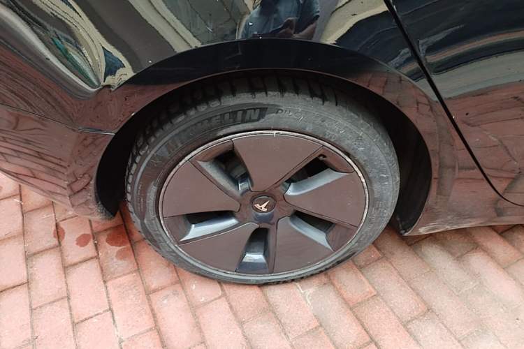 Used Tesla Model 3 2021 Standard Range Rear-Drive Upgraded Version Right Rear Wheel Hub