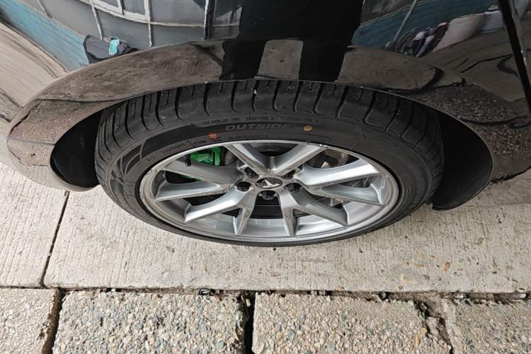 Used Tesla Model 3 2021 Standard Range Rear-Wheel Drive Upgraded Version 3D6 Right Rear Wheel Hub