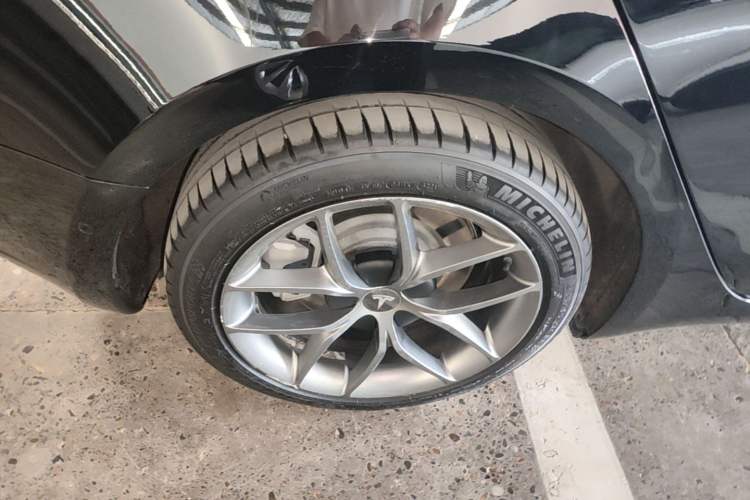 Used Tesla Model 3 2021 Revised Version Standard Range Rear-Wheel Drive Upgraded Edition 3D1 Right Rear Wheel Hub