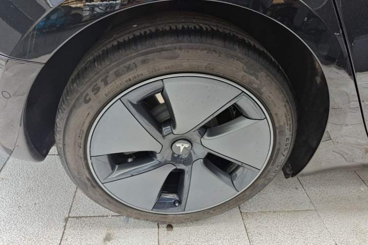 Used Tesla Model 3 2021 Standard Range Rear-Wheel Drive Upgraded Version 3D6 Right Rear Wheel Hub