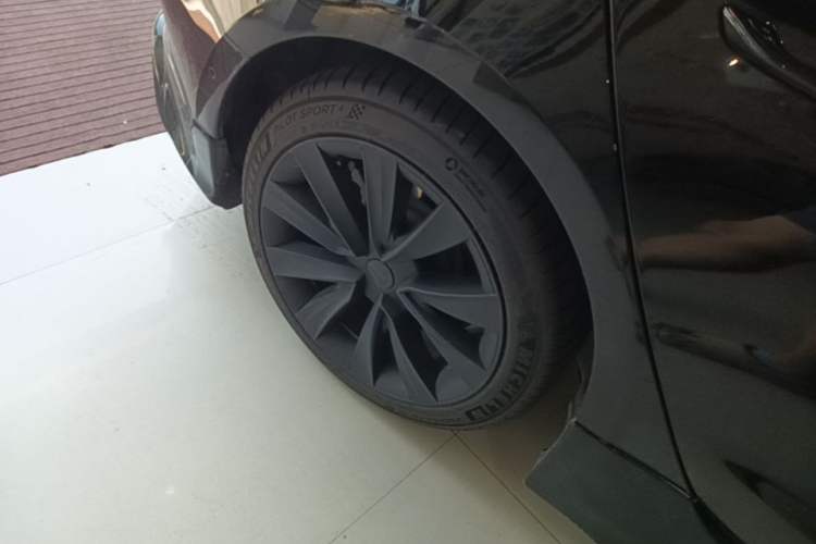 Used Tesla Model 3 2021 Revised Version Standard Range Rear-Wheel Drive Upgraded Edition 3D1 Right Rear Wheel Hub