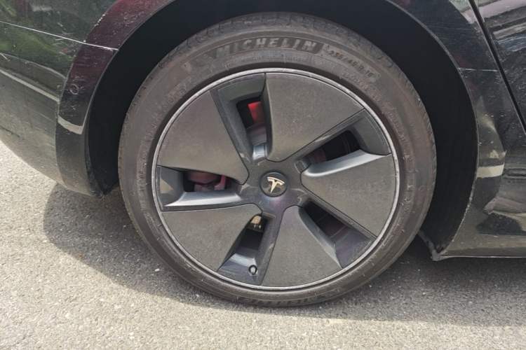 Used Tesla Model 3 2021 Standard Range Rear-Wheel Drive Upgraded Version 3D6 Right Rear Wheel Hub