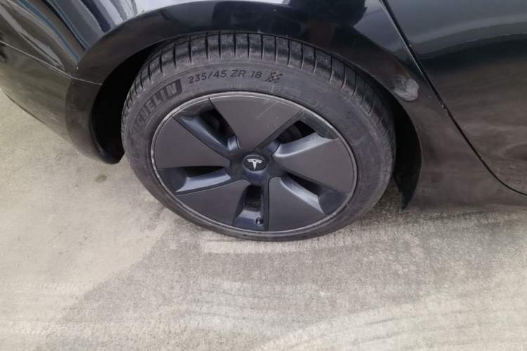 Used Tesla Model 3 2021 Standard Range Rear-Drive Upgraded Version Right Rear Wheel Hub