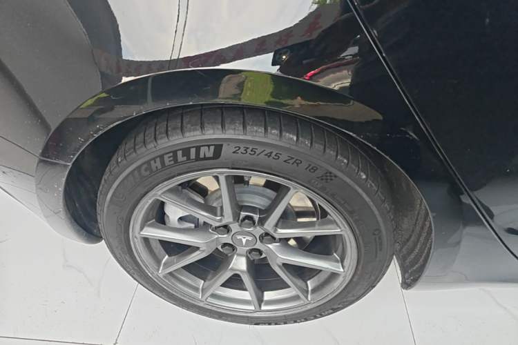 Used Tesla Model 3 2021 Standard Range Rear-Wheel Drive Upgraded Version 3D6 Right Rear Wheel Hub