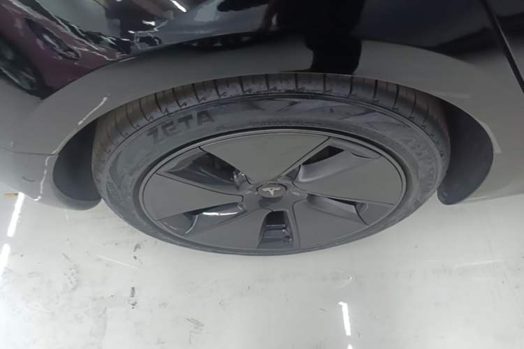 Used Tesla Model 3 2021 Standard Range Rear-Drive Upgraded Version Right Rear Wheel Hub