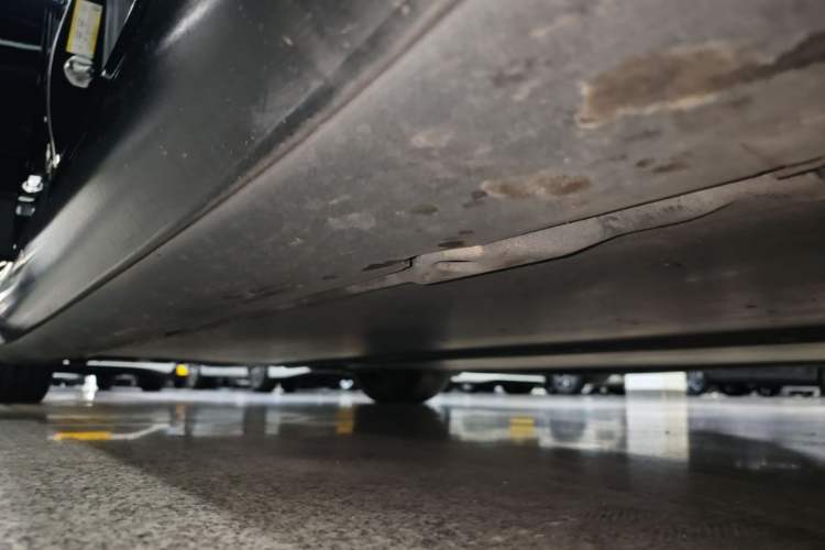 Used Tesla Model 3 2021 Standard Range Rear-Drive Upgraded Version Right Side Sill