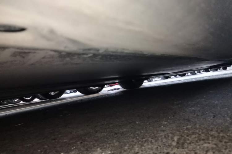 Used Tesla Model 3 2021 Standard Range Rear-Wheel Drive Upgraded Version 3D6 Right Side Sill