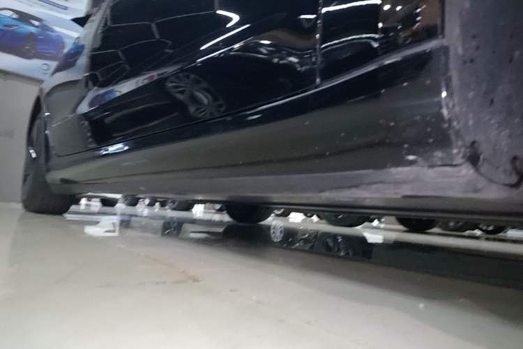 Used Tesla Model 3 2021 Standard Range Rear-Drive Upgraded Version Right Side Sill