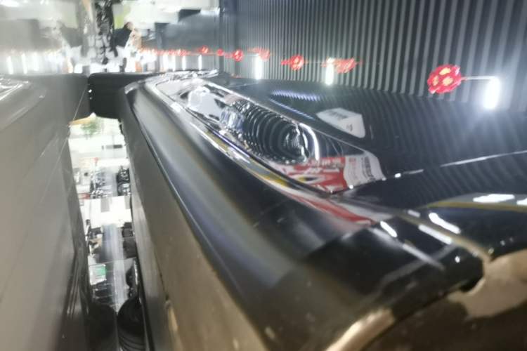 Used Tesla Model 3 2021 Standard Range Rear-Wheel Drive Upgraded Version 3D6 Right Side Sill