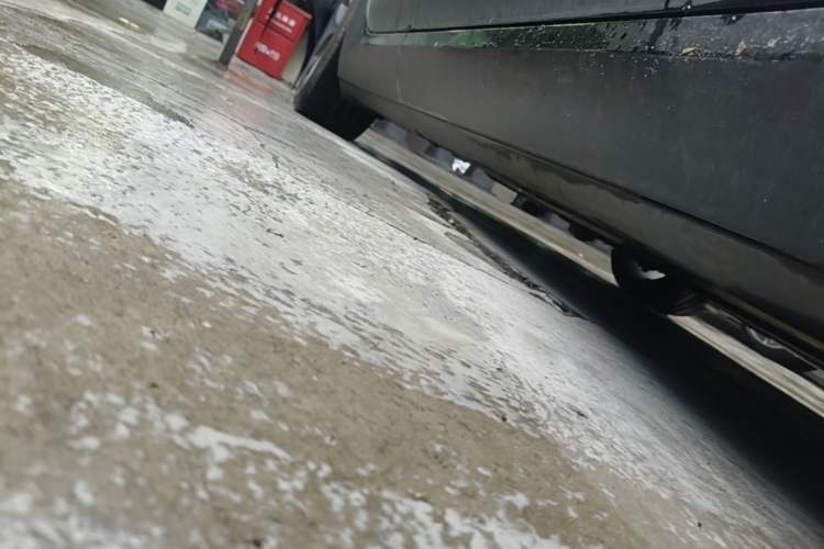 Used Tesla Model 3 2021 Performance High-Performance All-Wheel-Drive Version Right Side Sill