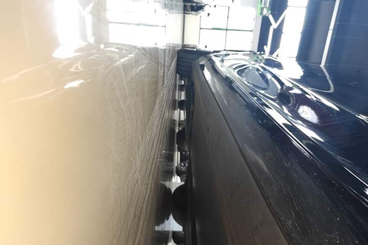 Used Tesla Model 3 2021 Standard Range Rear-Wheel Drive Upgraded Version 3D6 Right Side Sill