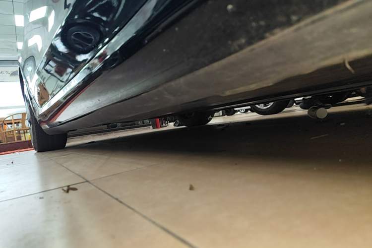 Used Tesla Model 3 2021 Standard Range Rear-Wheel Drive Upgraded Version 3D6 Right Side Sill