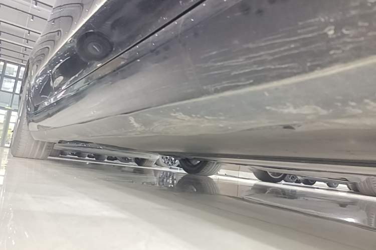 Used Tesla Model 3 2021 Standard Range Rear-Wheel Drive Upgraded Version 3D6 Right Side Sill