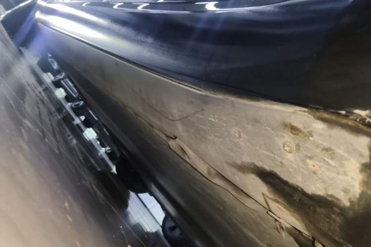 Used Tesla Model 3 2021 Standard Range Rear-Drive Upgraded Version Right Side Sill
