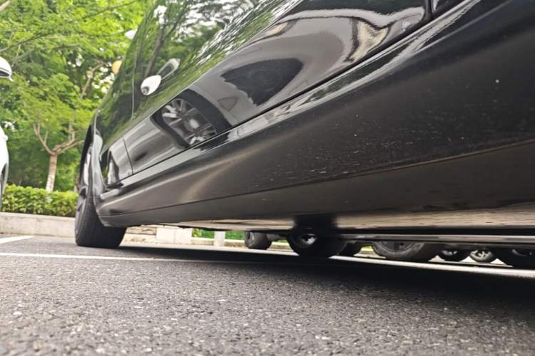 Used Tesla Model 3 2021 Revised Version II – Performance High-Performance All-Wheel-Drive Edition Right Side Sill