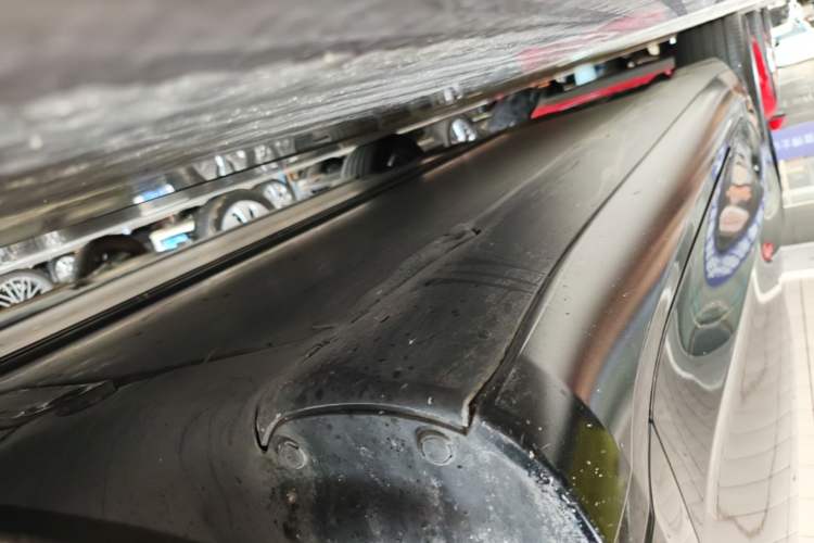 Used Tesla Model 3 2021 Standard Range Rear-Wheel Drive Upgraded Version 3D6 Right Side Sill