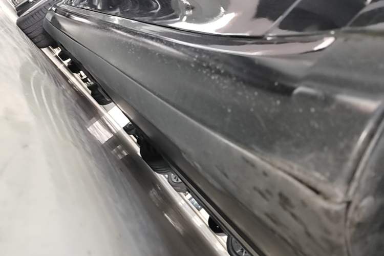 Used Tesla Model 3 2021 Standard Range Rear-Drive Upgraded Version Right Side Sill